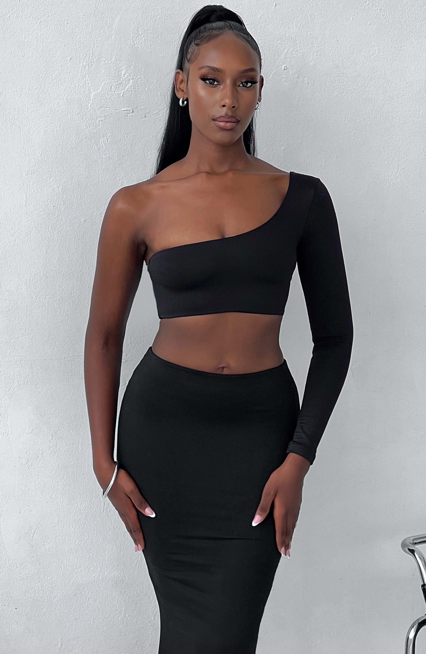 https://cdn.shopify.com/s/files/1/2060/7491/products/nova-top-black-tops-xs-babyboo-fashion-30608686579775.jpg?v=1748605175