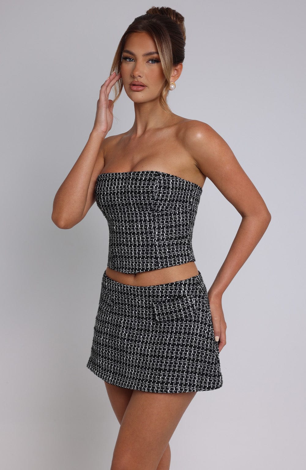 Olina Top Nero e Bianco Donna
