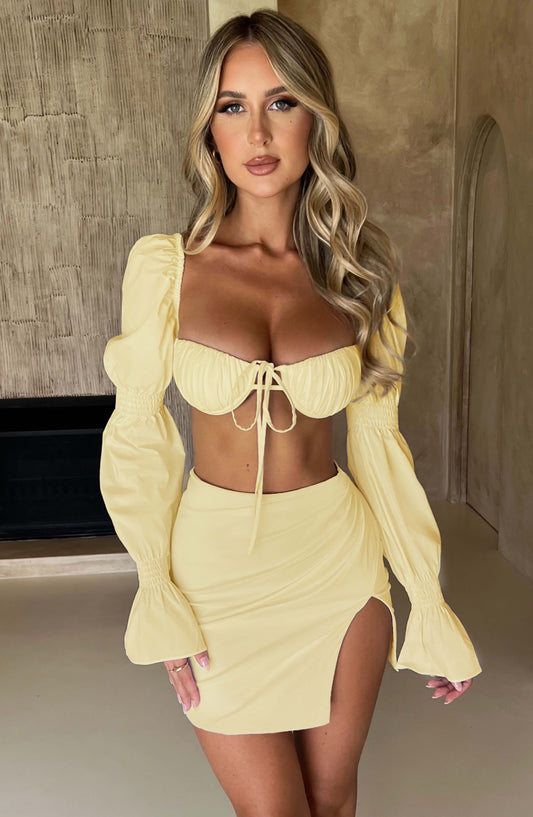 https://cdn.shopify.com/s/files/1/2060/7491/products/perla-mini-skirt-lemon-skirt-xs-babyboo-fashion-30735152676927.jpg?v=1748605158
