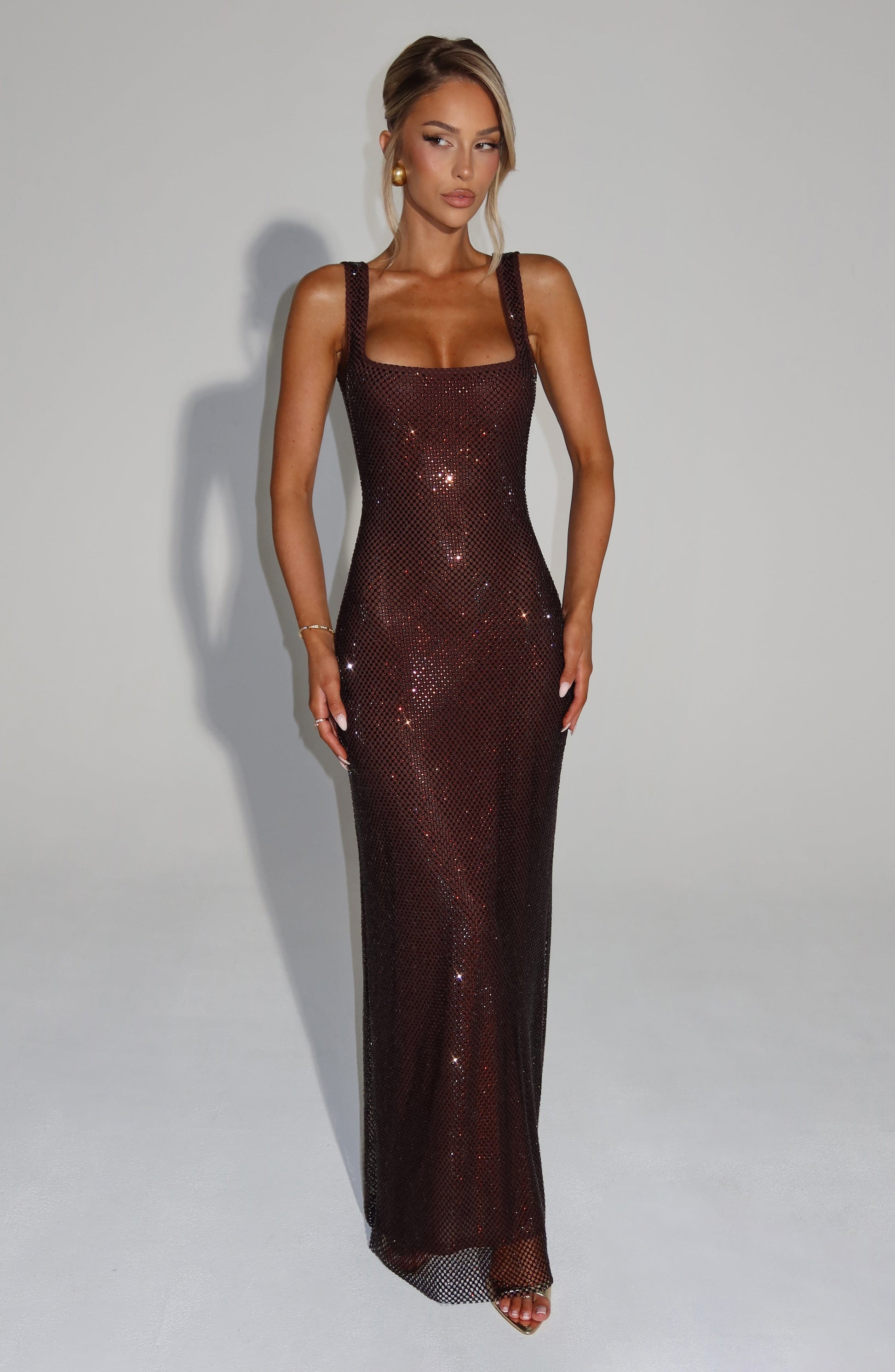 https://cdn.shopify.com/s/files/1/2060/7491/files/petra-maxi-dress-plum-brown-dress-babyboo-fashion-1156404574.jpg?v=1748599655