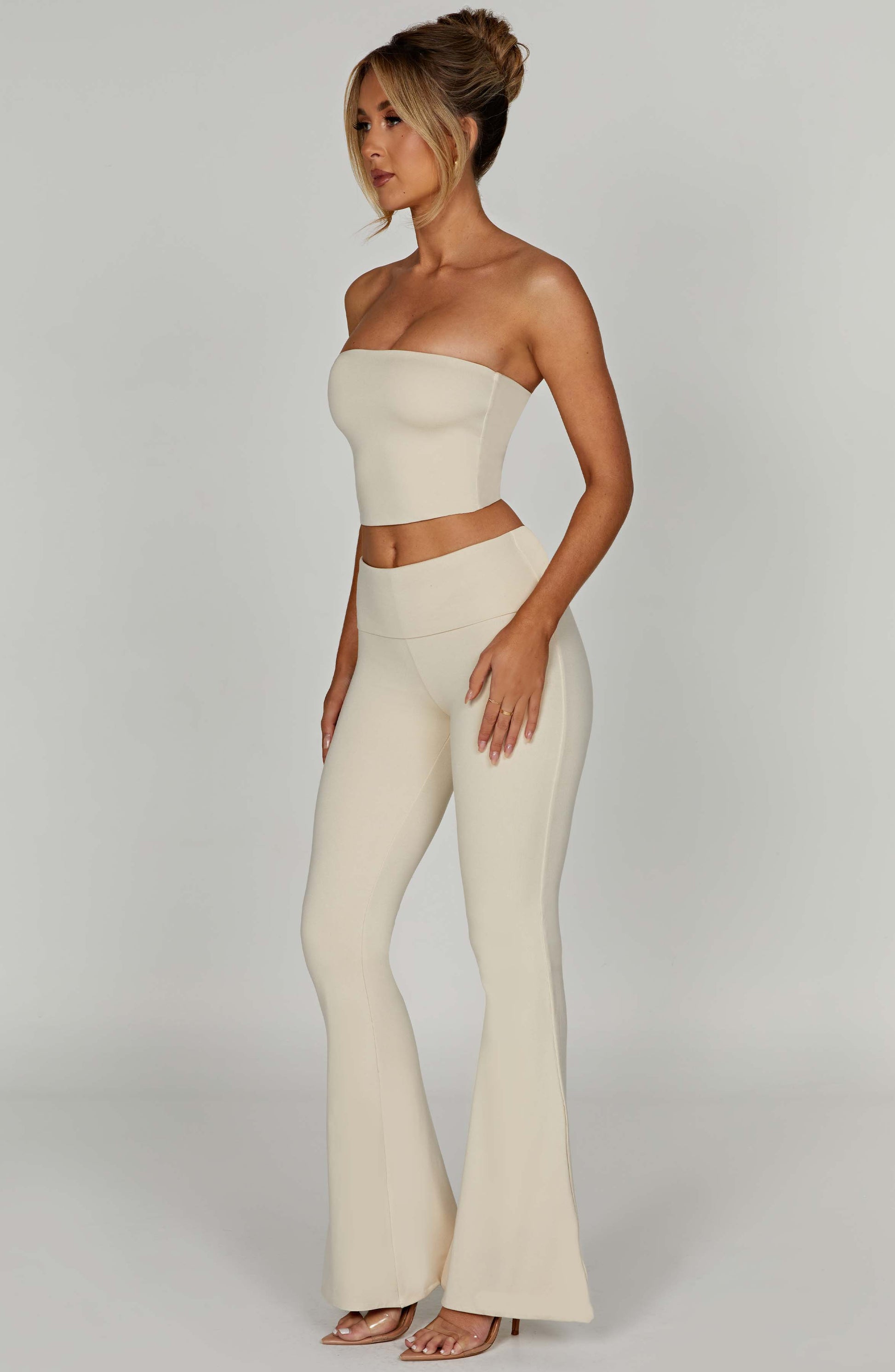 Top Rein Cream Donna