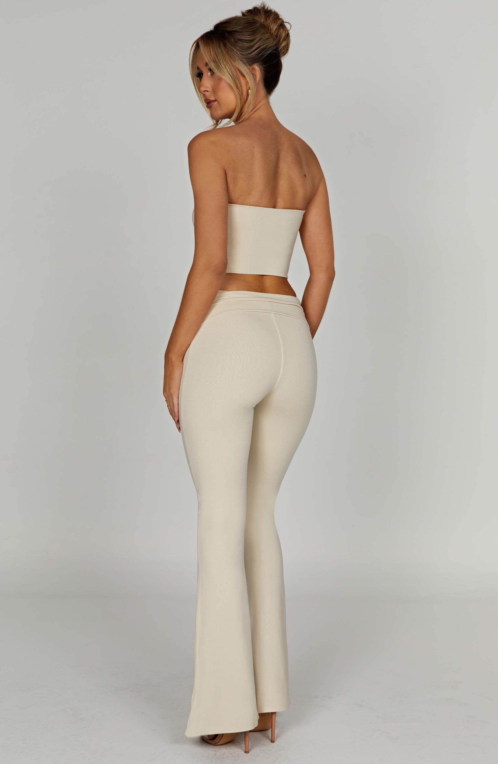 Top Rein Cream Donna