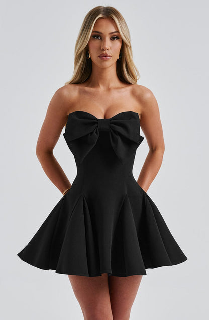 https://cdn.shopify.com/s/files/1/2060/7491/files/ruby-playsuit-black-playsuit-xs-babyboo-fashion-32362668949567.jpg?v=1748600912