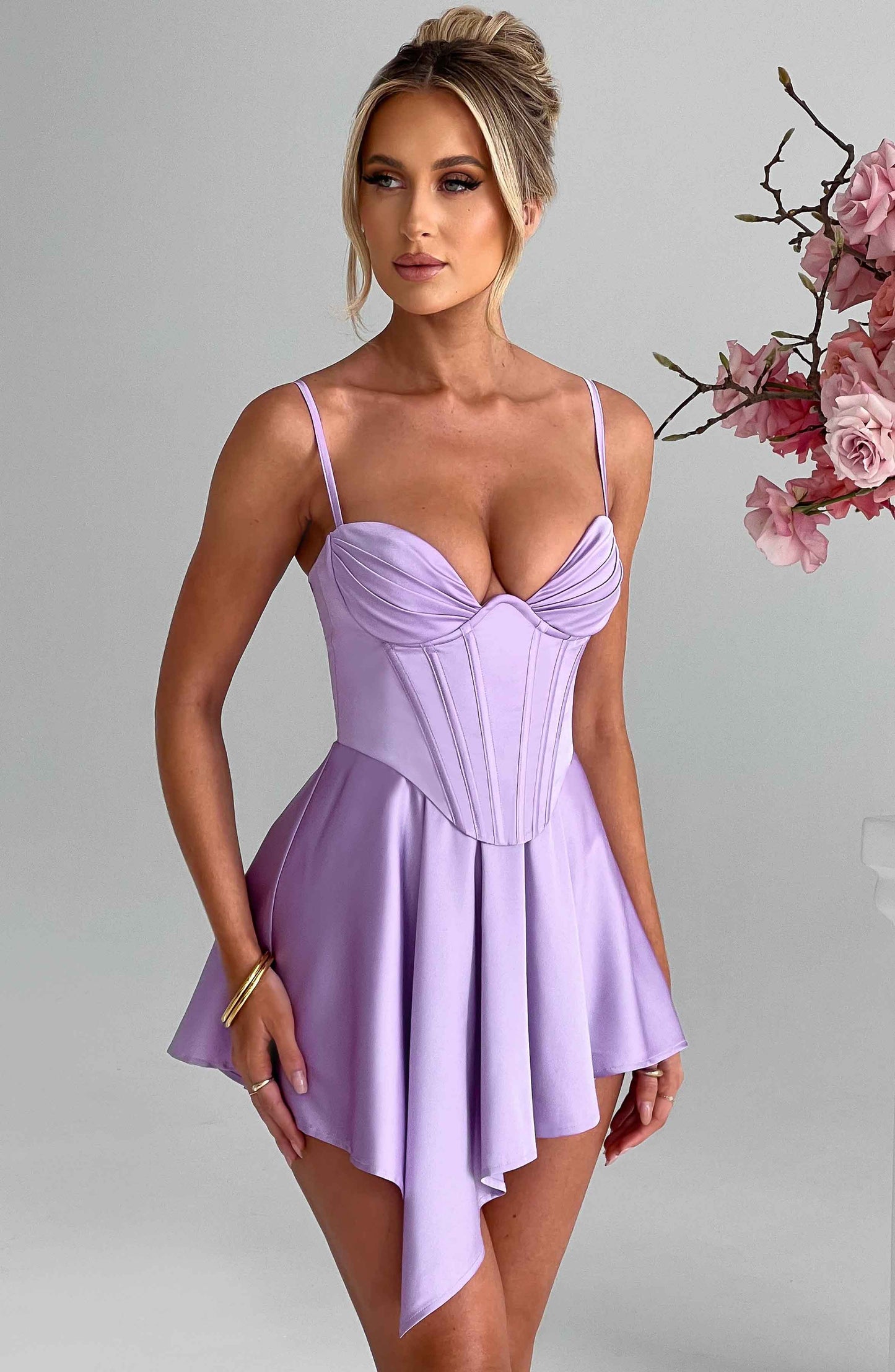 Abito da donna viola