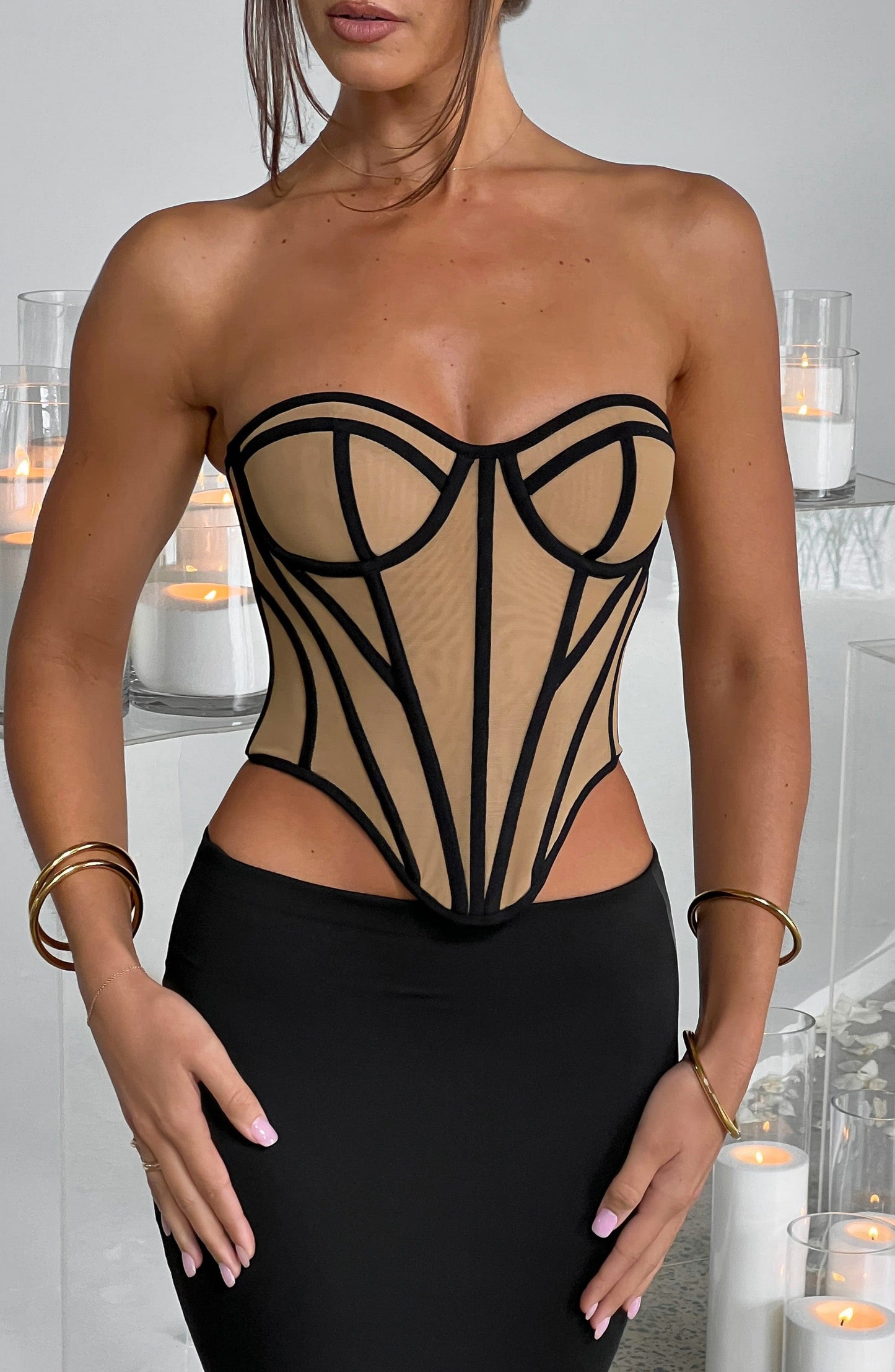 Santanna Corset in Nero/Nudo