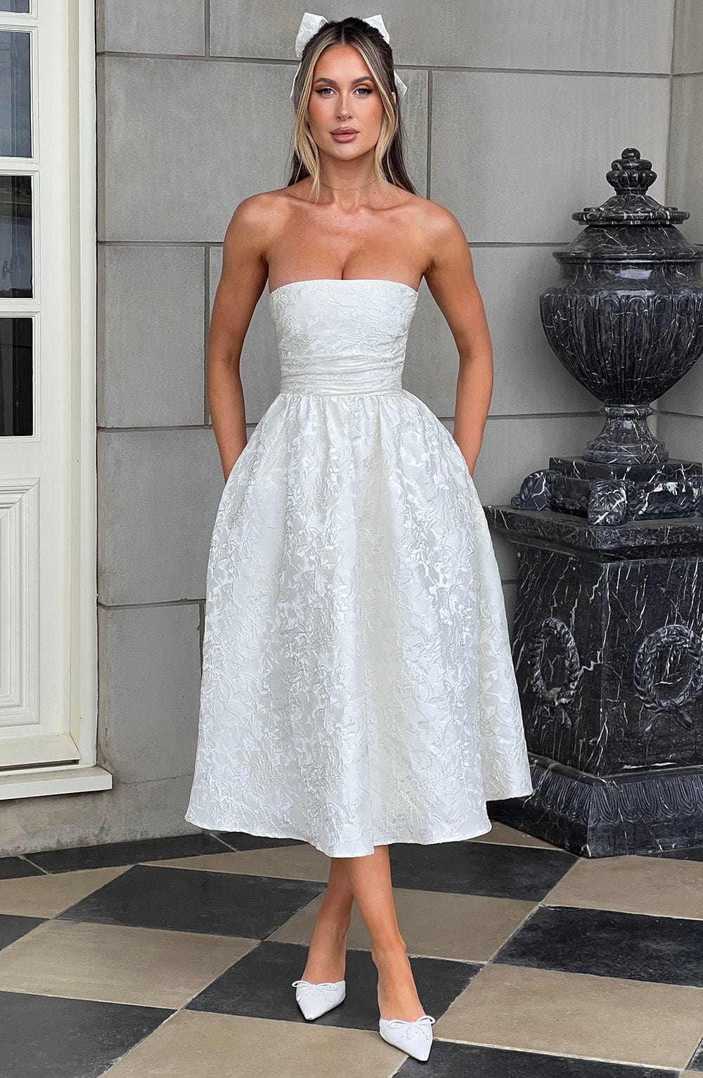Abito da sera in pizzo midi ivory