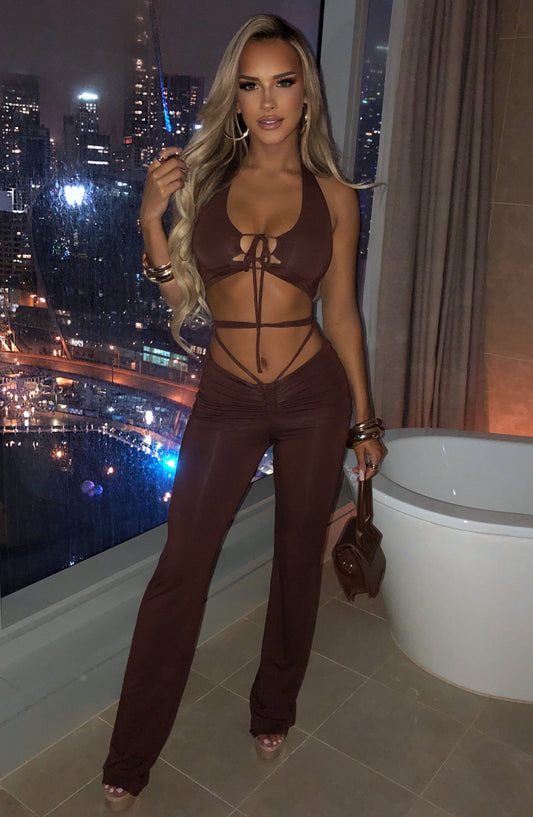 https://cdn.shopify.com/s/files/1/2060/7491/products/scarlet-pants-chocolate-xs-babyboo-fashion-28947158695999.jpg?v=1748606335