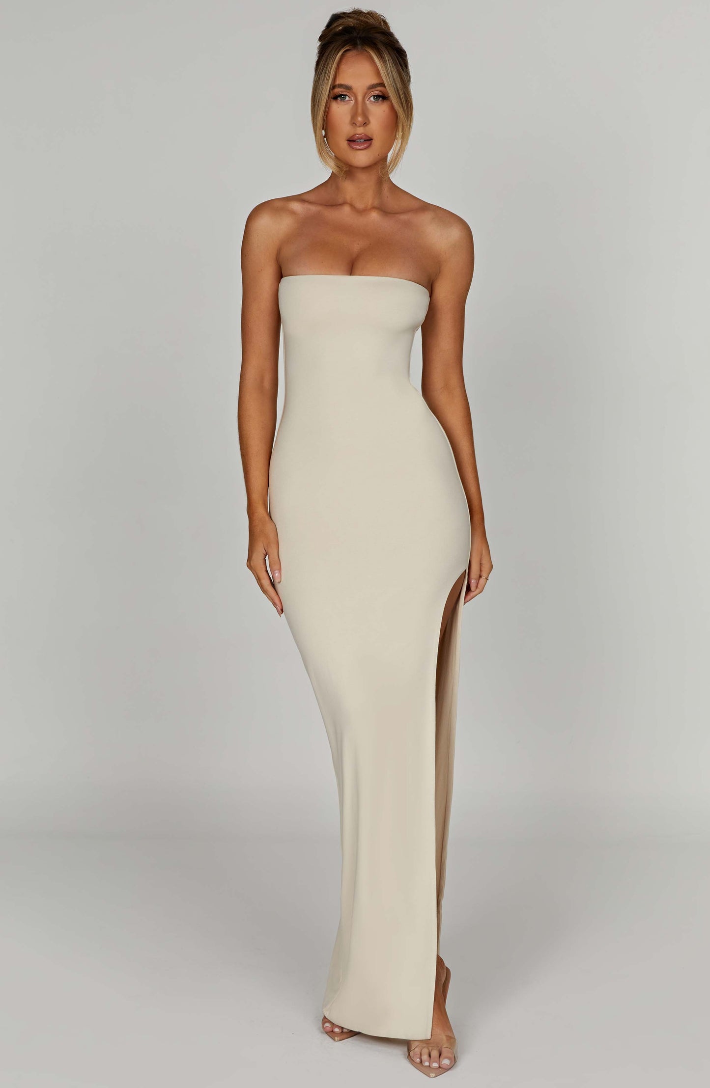 Teyana Maxi Dress Cremisi