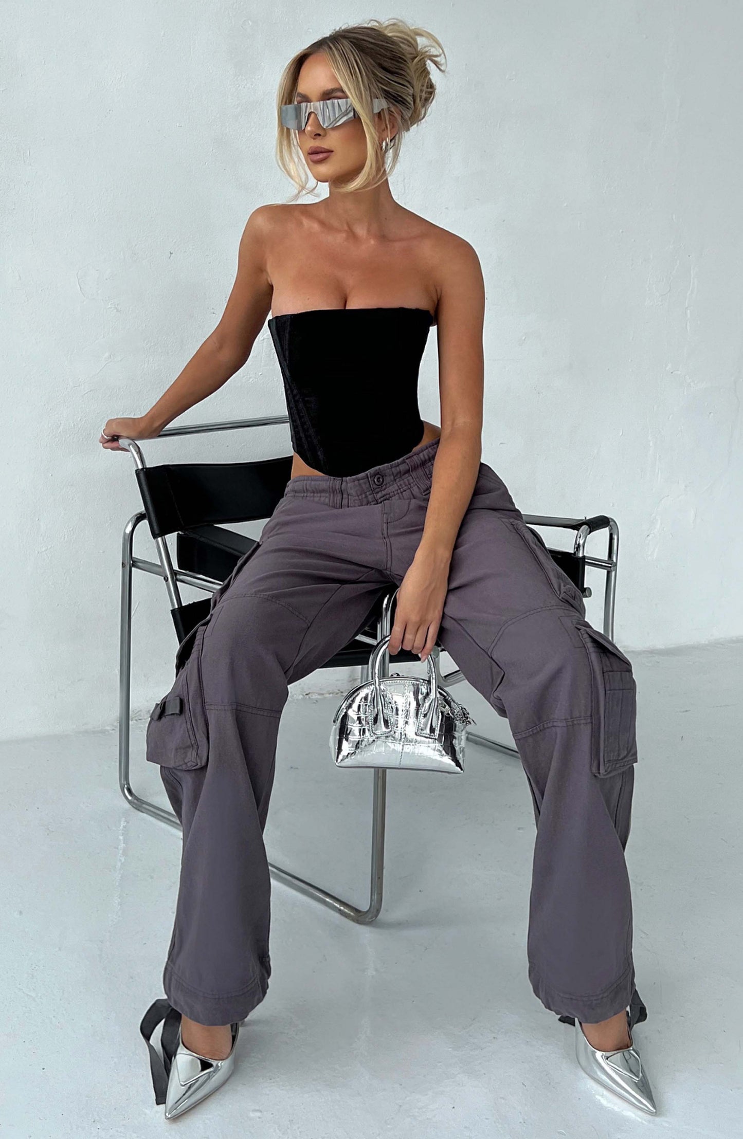 Pantaloni Cargo Tinashe in Charcoal per Stile Unico