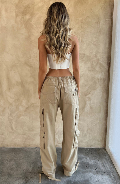 Pantaloni Cargo Tinashe Sand