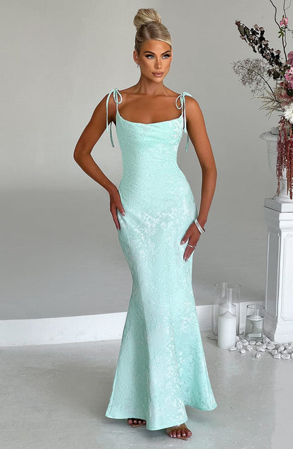 https://cdn.shopify.com/s/files/1/2060/7491/files/whitney-maxi-dress-mint-dress-xs-babyboo-fashion-31027050971199.jpg?v=1748875048