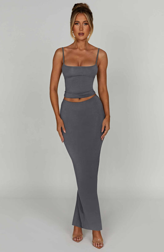 https://cdn.shopify.com/s/files/1/2060/7491/files/yazmin-maxi-skirt-charcoal-skirt-xs-babyboo-fashion-30855161970751.jpg?v=1748604004
