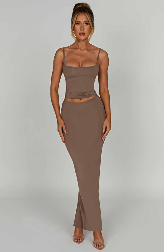 https://cdn.shopify.com/s/files/1/2060/7491/files/yazmin-maxi-skirt-mocha-skirt-xs-babyboo-fashion-30855161413695.jpg?v=1748604007